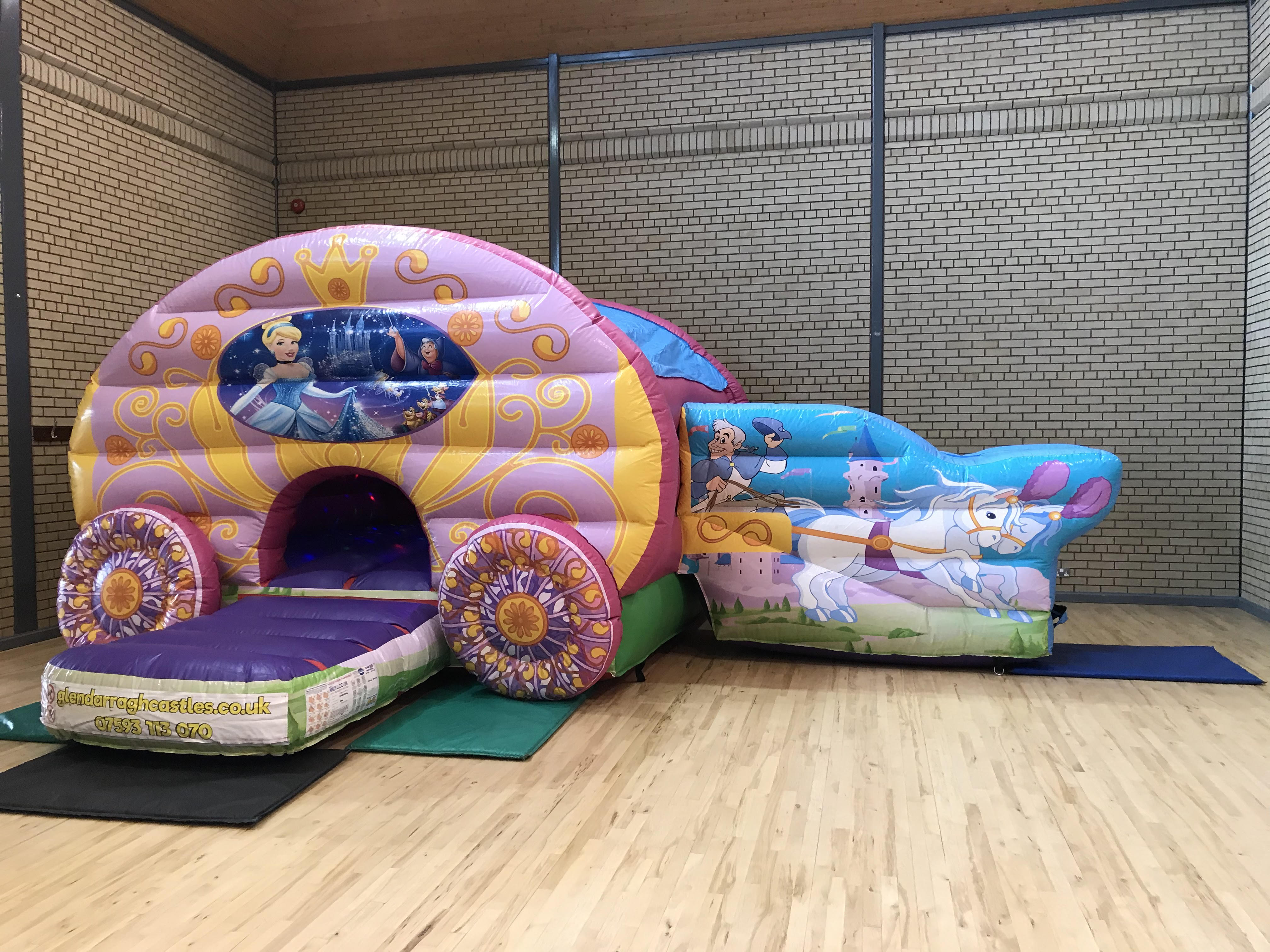 bouncy bouncy boo castle hire
